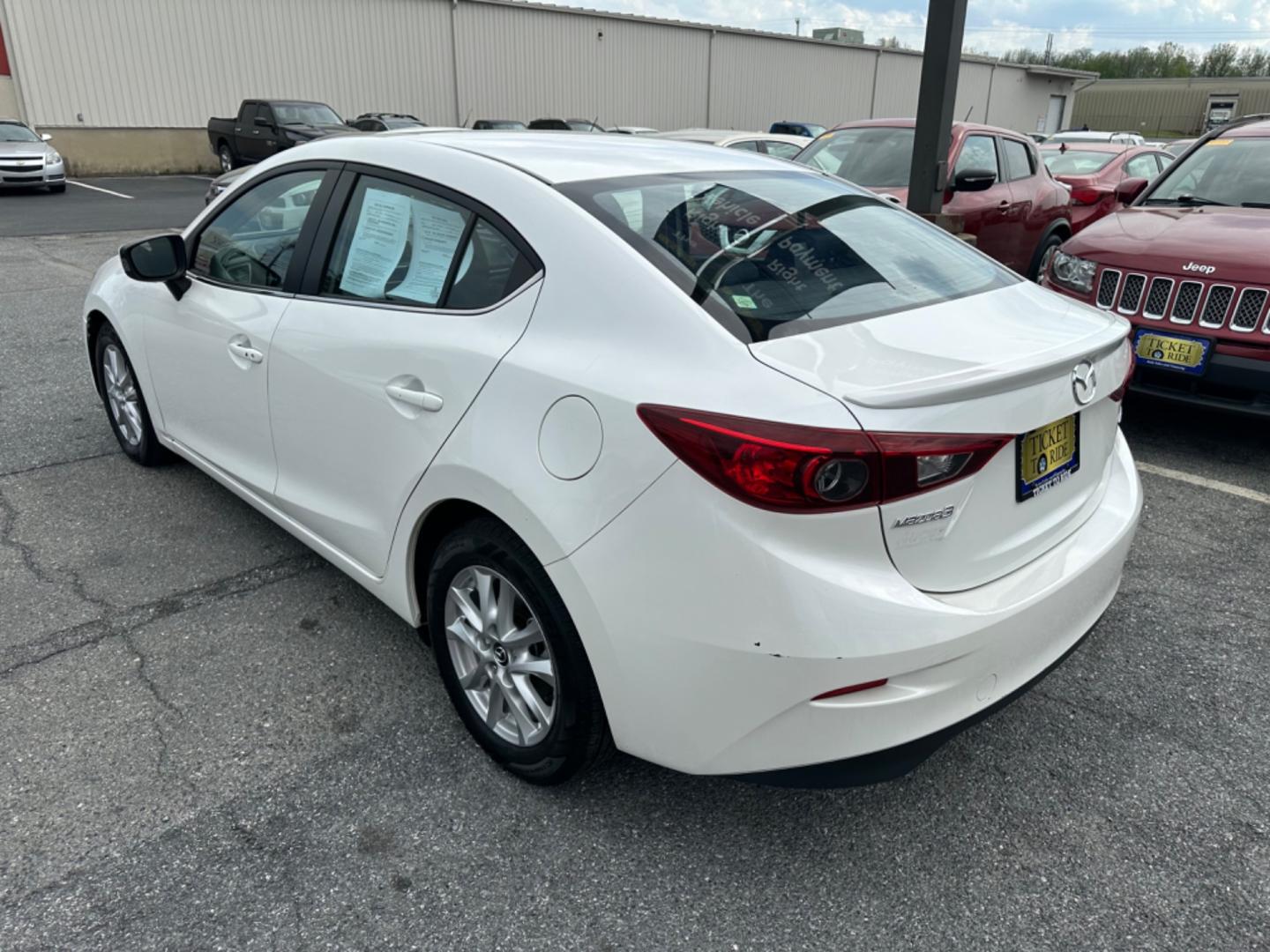 2014 WHITE Mazda MAZDA3 i Touring AT 4-Door (JM1BM1V76E1) with an 2.0L L4 DOHC 16V engine, 6-Speed Automatic transmission, located at 1254 Manheim Pike, Lancaster, PA, 17601, (717) 393-9133, 40.062870, -76.323273 - Photo#6